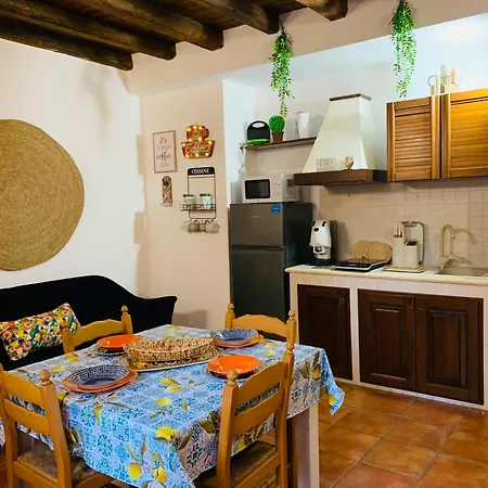 Holiday home Cathedral House *